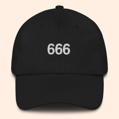 Sombrero con número de ángel 666