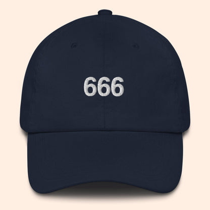 Sombrero con número de ángel 666